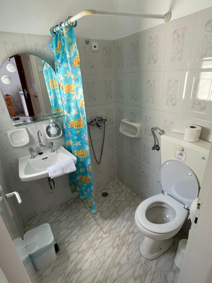 Theodora Rooms Kamares  Exterior photo