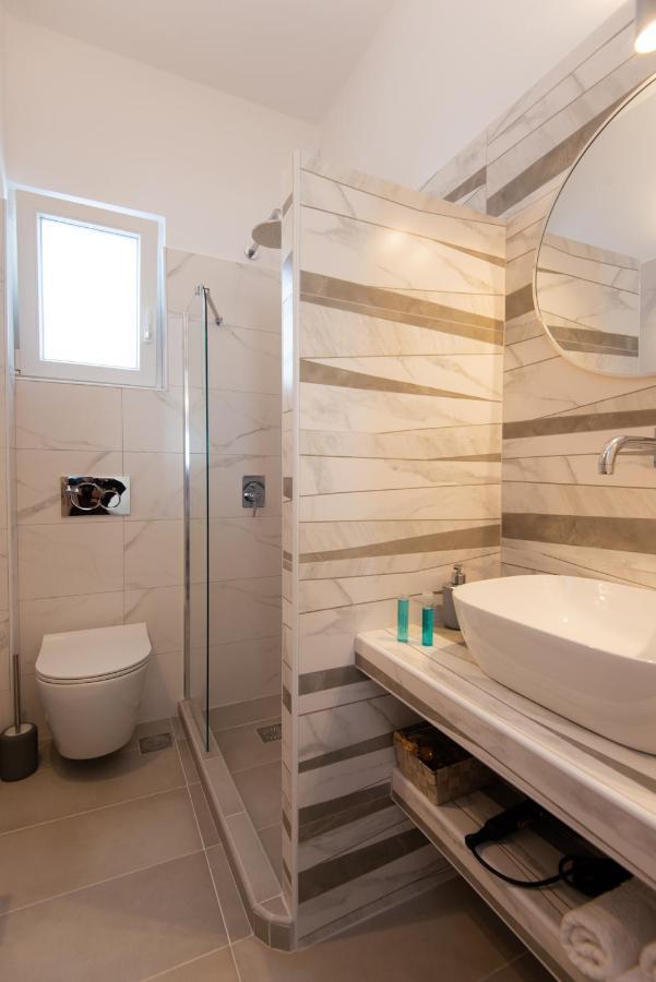 Theodora Rooms Kamares  Exterior photo