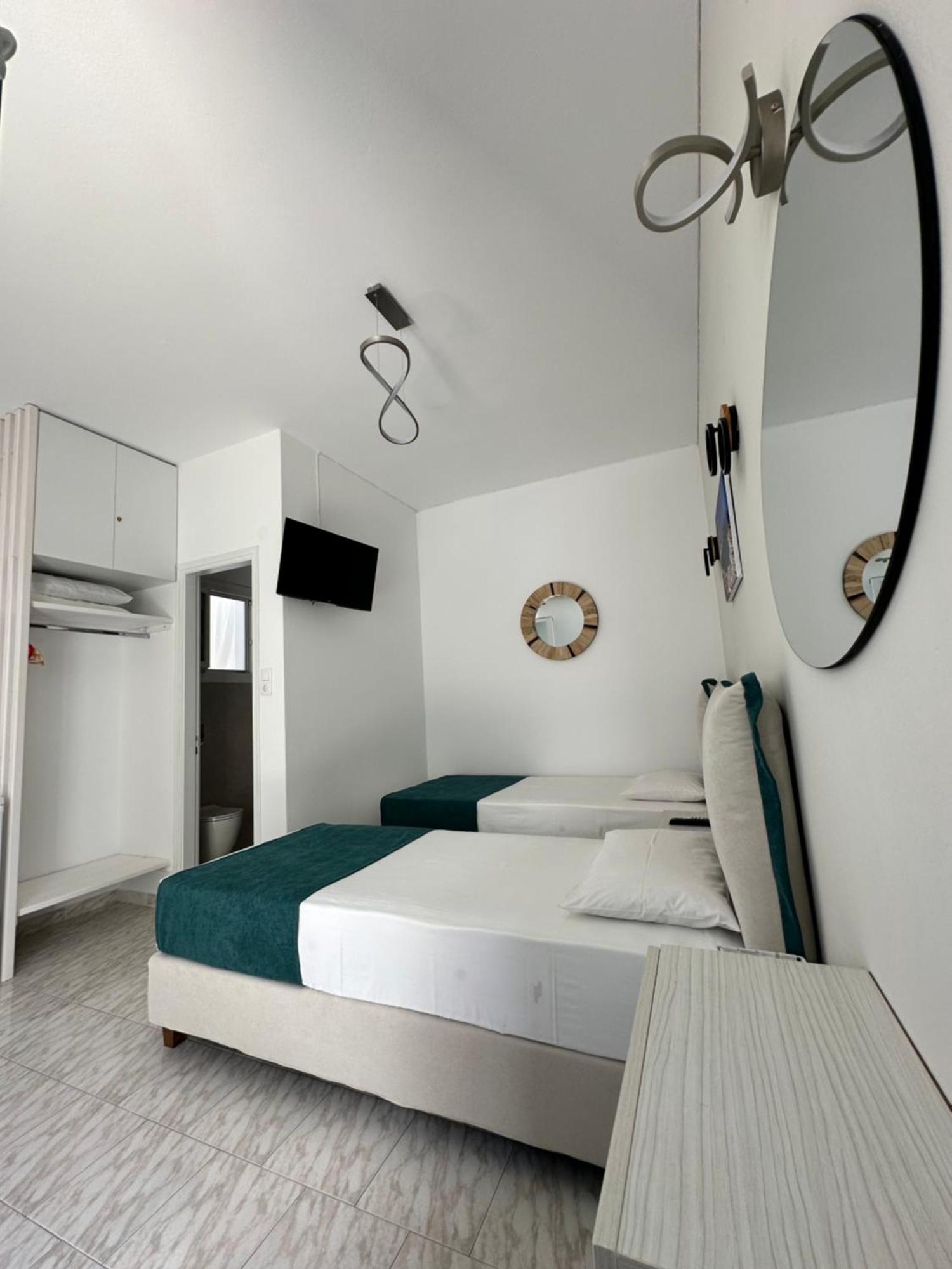 Theodora Rooms Kamares  Exterior photo